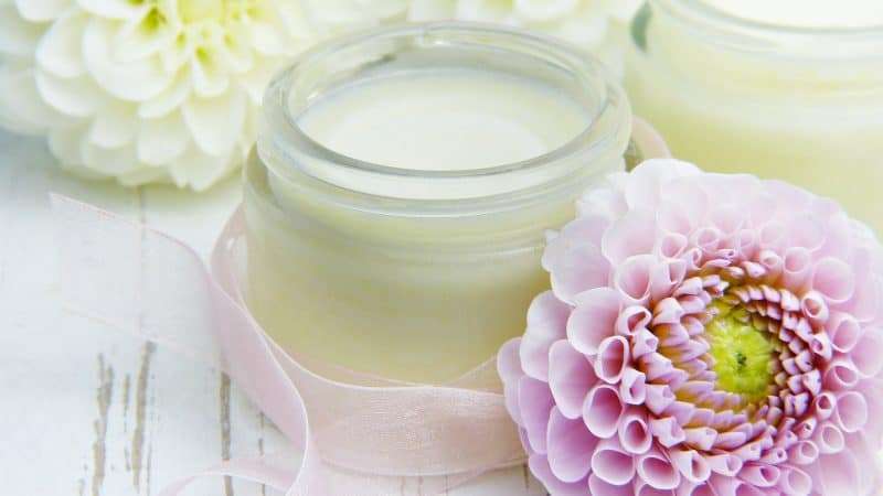 Crema per Smagliature Bianche: Addio alle Cicatrici!