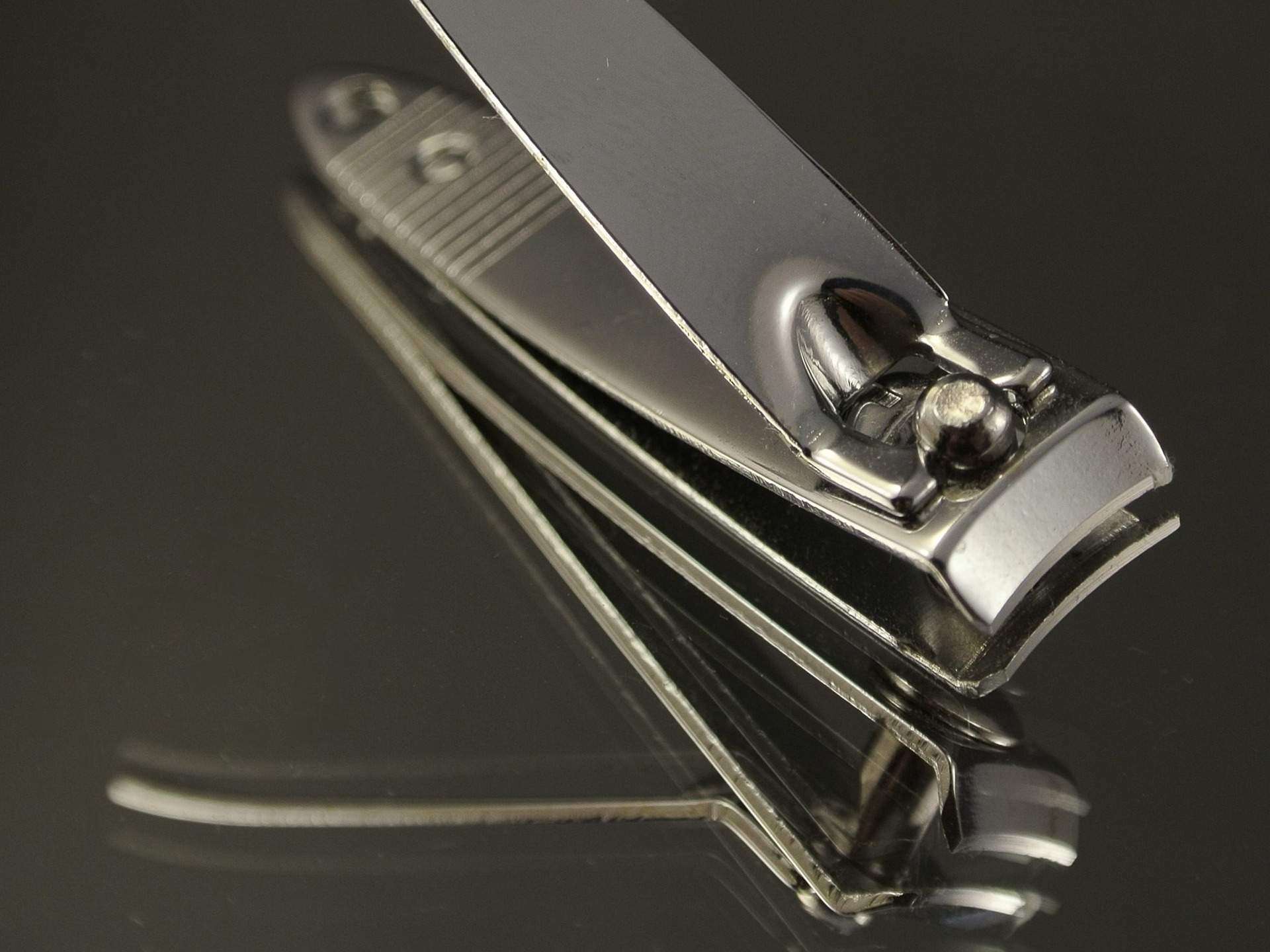 Ispessimento Unghie dei Piedi: Comprendere e Affrontare il Problema