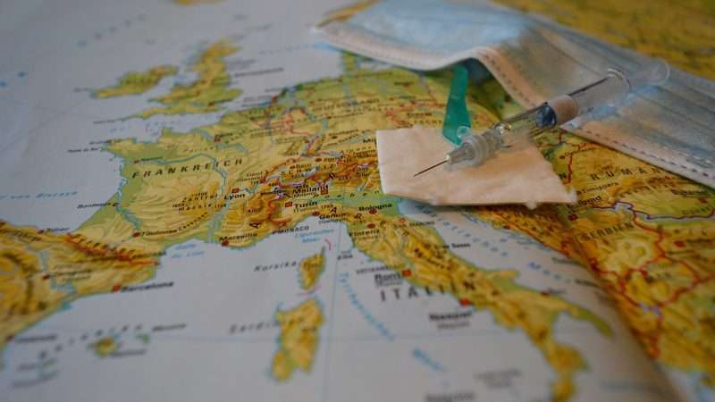 Quali vaccini è necessario fare per viaggiare all’estero?